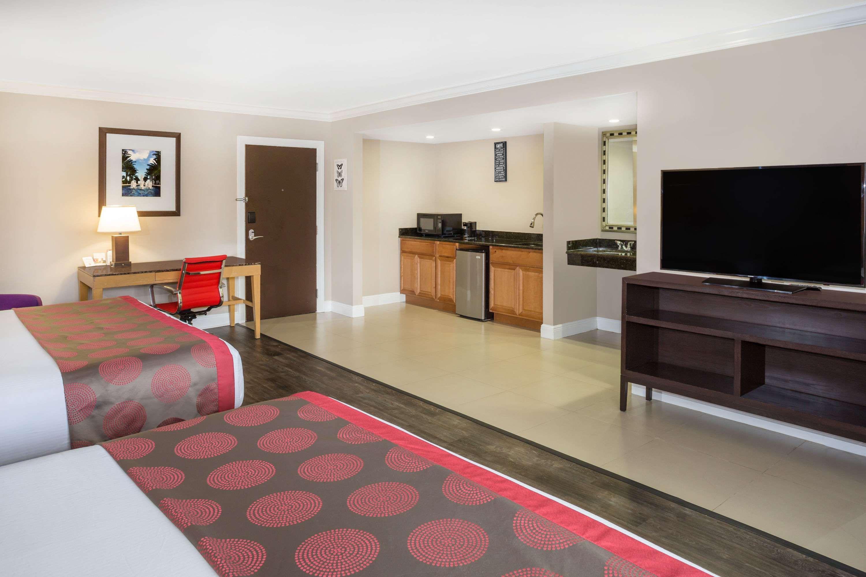 Ramada By Wyndham Miami Springs/Miami International Airport Hotell Eksteriør bilde