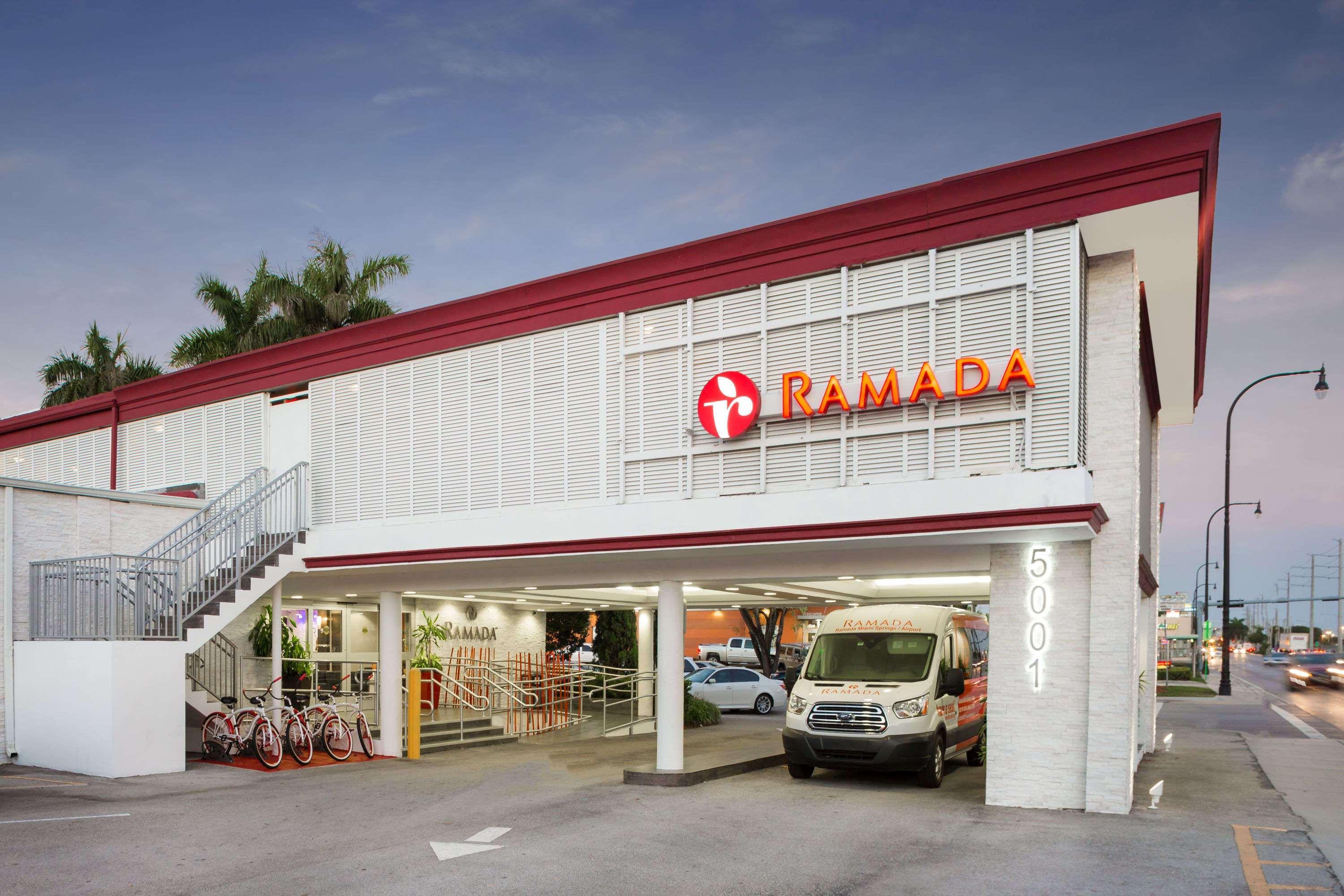 Ramada By Wyndham Miami Springs/Miami International Airport Hotell Eksteriør bilde