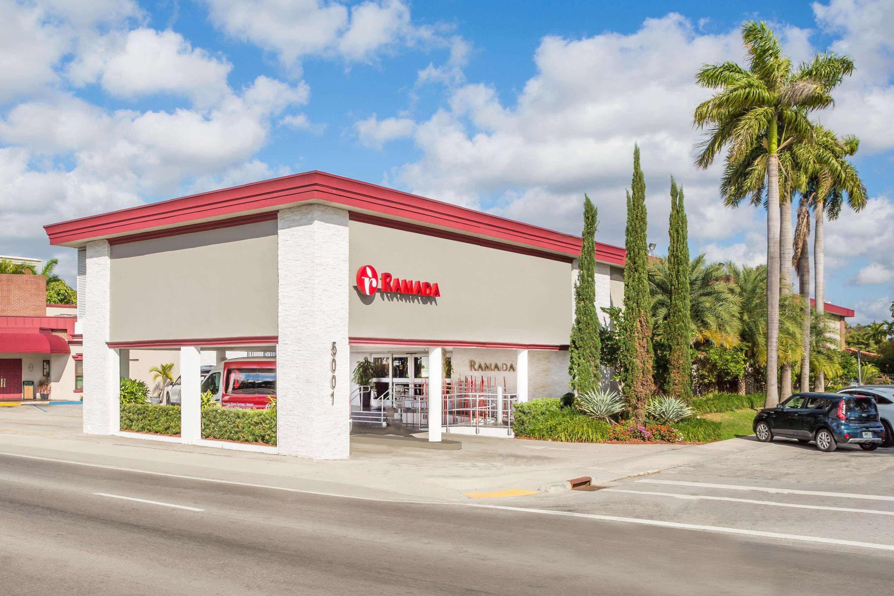 Ramada By Wyndham Miami Springs/Miami International Airport Hotell Eksteriør bilde