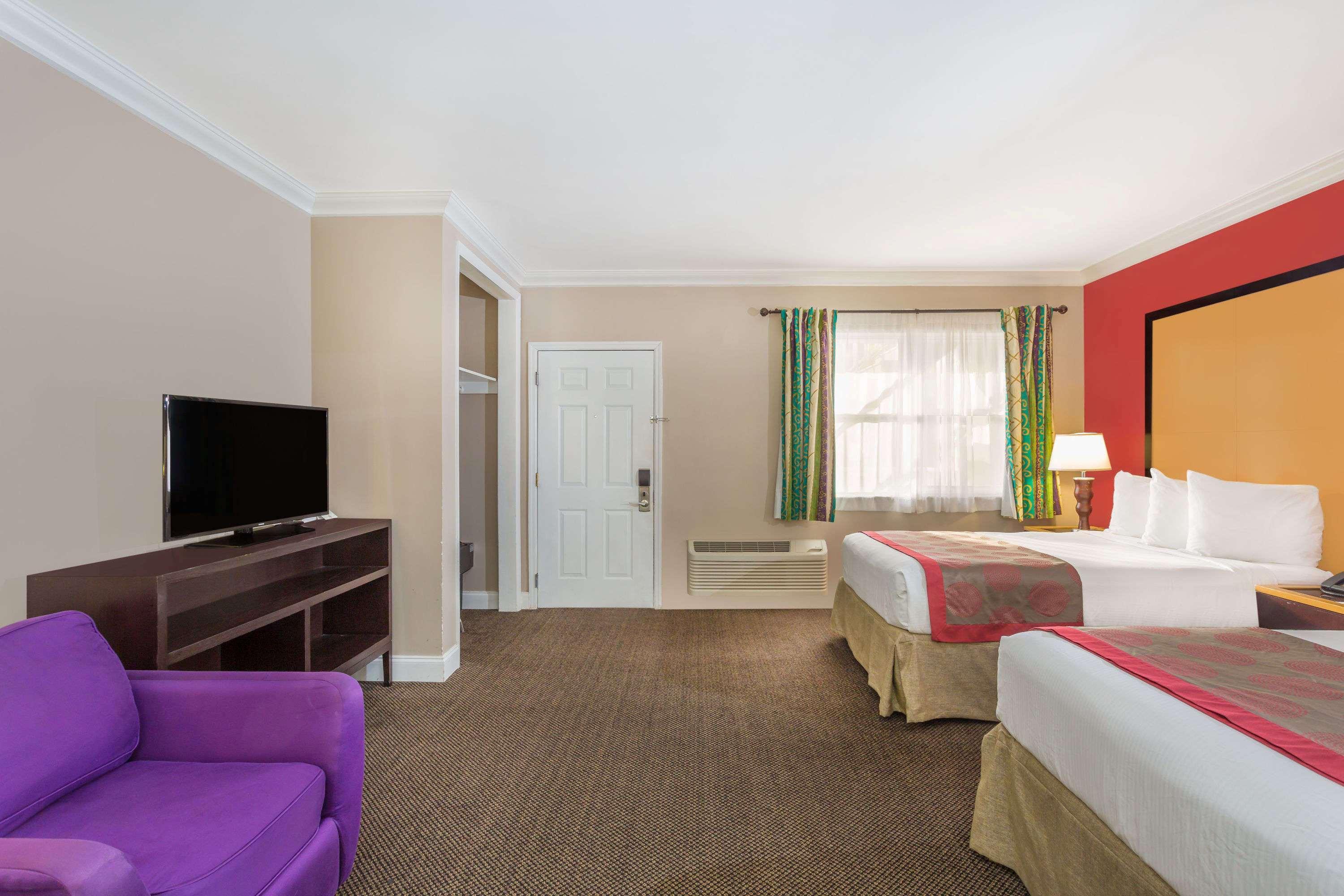 Ramada By Wyndham Miami Springs/Miami International Airport Hotell Eksteriør bilde